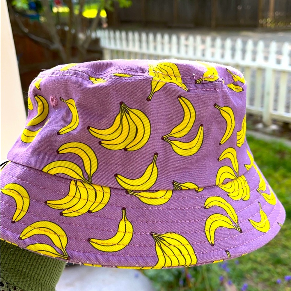 Banana bucket hat